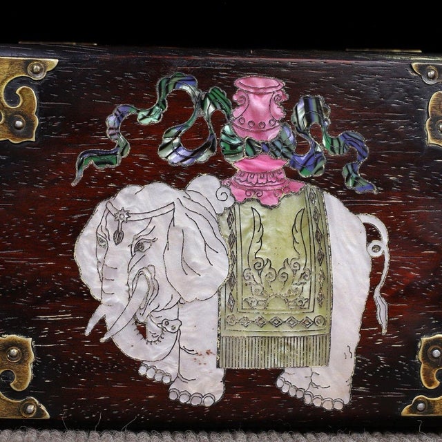 Wood Vintage Sandalwood Jewelry Box With Mother-of-Pearl Elephant Inlay For Sale - Image 7 of 9