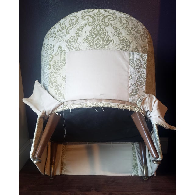 Vintage Barrel Back Tufted Lounge Arm Chair For Sale In Los Angeles - Image 6 of 8