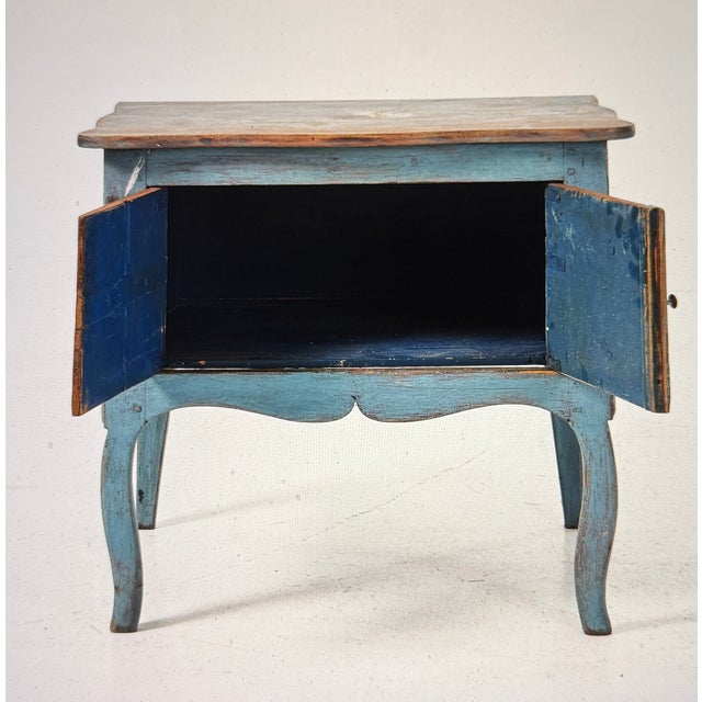 Allmoge Chest of Drawers, 1800 For Sale - Image 3 of 5