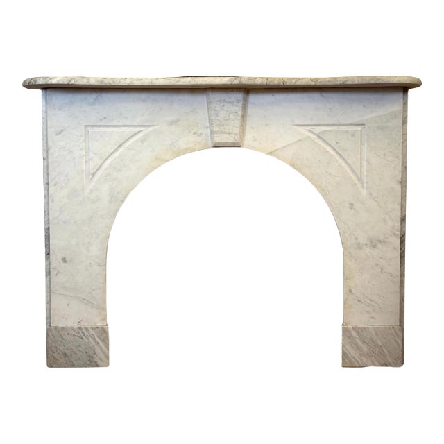 Antique Victorian Arched Carrara Marble Fireplace Mantel For Sale