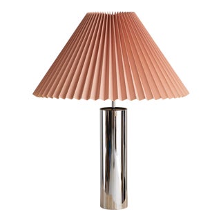 Mid 20th Century Robert Sonneman for George Kovaks Chrome Cylinder Table Lamp With Pink Pleated Shade For Sale
