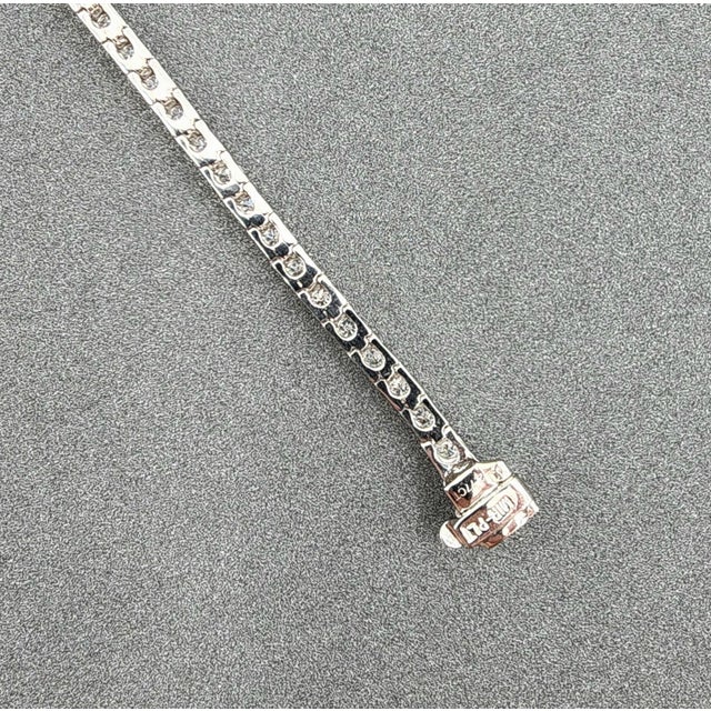 Metal 2.77 Ct Diamond Tennis Bracelet For Sale - Image 7 of 8