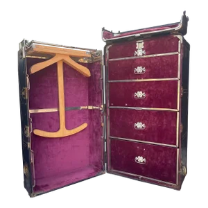 Antique Hartman Cushion Top Steamer Trunk by Norfolk Trunk Factory, Circa 1922