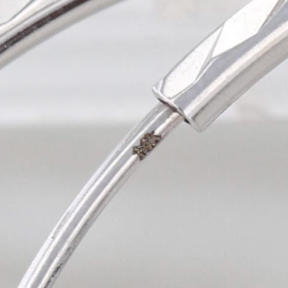 Mid 20th Century Chevron Pattern Hoop Earrings 14k White Gold 47.2 X 2mm Round Hoops, Pair For Sale - Image 4 of 5