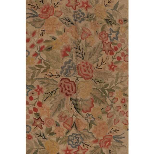 Textile Antique Hooked Floral Wreath Medallion Wool Rug by Rug & Kilim, Usa, 1920–1929 For Sale - Image 7 of 11