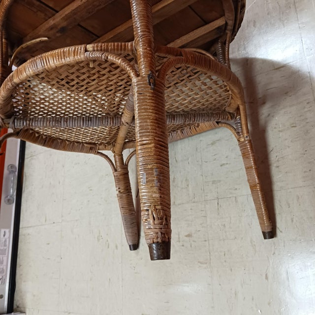 Tan Antique American 2-Tier Woven Wicker Parlor Table With Metal Boot Feet For Sale - Image 8 of 15