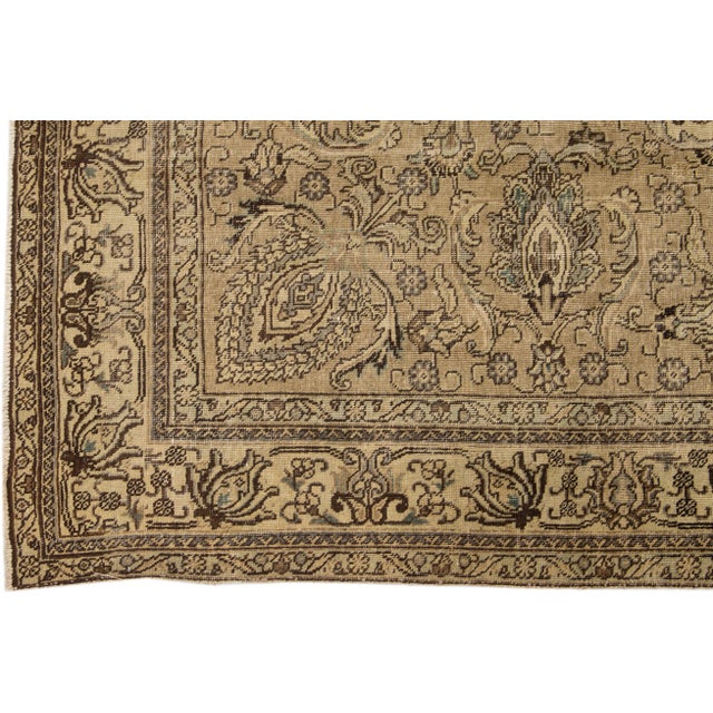 1960s Vintage Persian Tabriz Handmade Medallion Beige Wool Rug 6 X 10 For Sale - Image 4 of 7