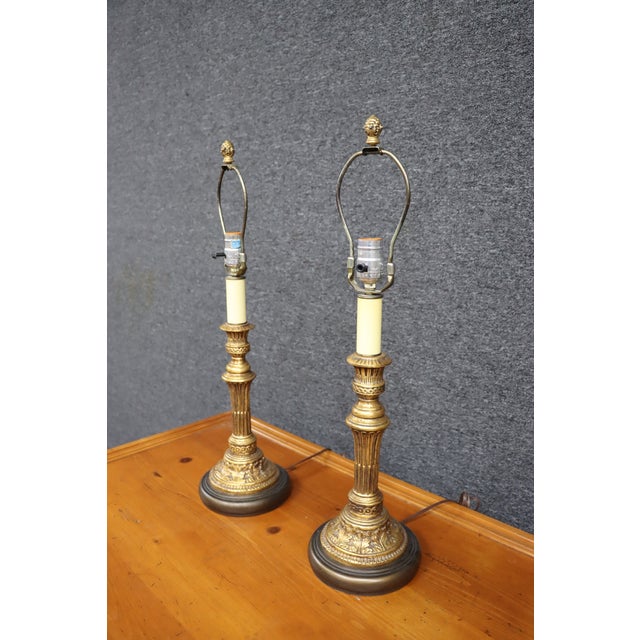 Neoclassical Pair of Neoclassical Column-Form Table Lamps For Sale - Image 3 of 9