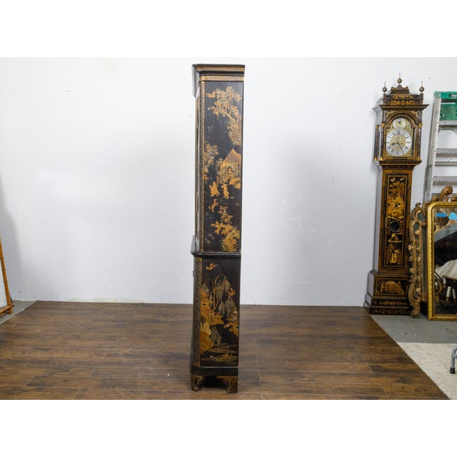 19th Century English Black and Gold Chinoiserie Bookcase with Glass Doors For Sale - Image 10 of 12