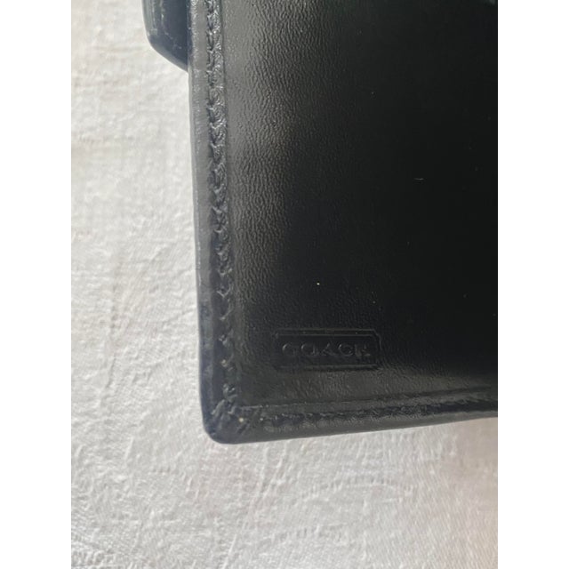 Coach Vintage Soho Signature C Buckle Ladies Wallet Mint Condition. For Sale - Image 15 of 18