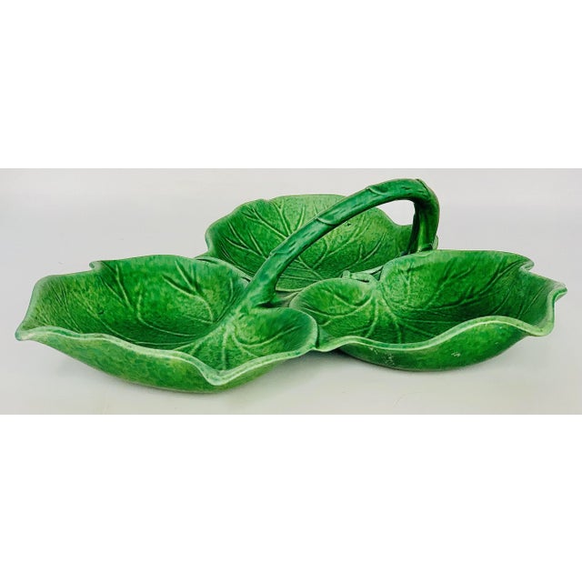 Vintage Majolica Ceramic Ivy Leaf Serving Dish in the Style of Portuguese 'Bordallo Pinheiro' For Sale - Image 4 of 10