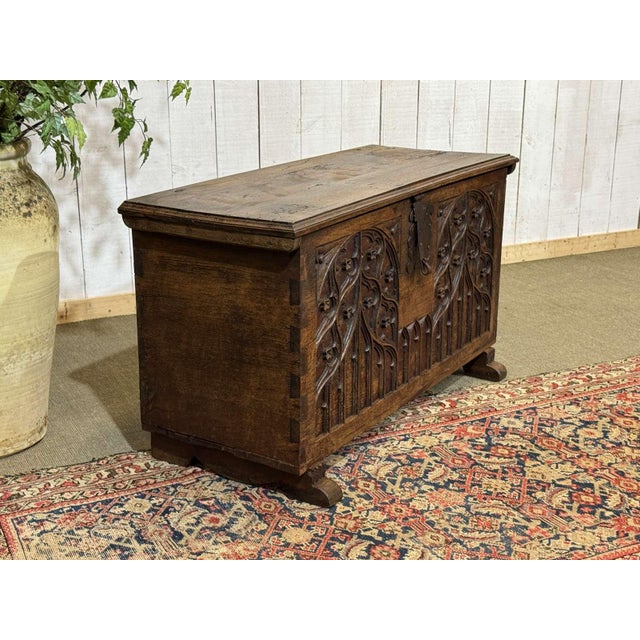 18th Century Oak Chest with Gothic Decoration For Sale - Image 5 of 18