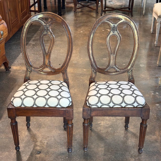 Italian 18th Century Pair of Italian Side Chairs For Sale - Image 3 of 16