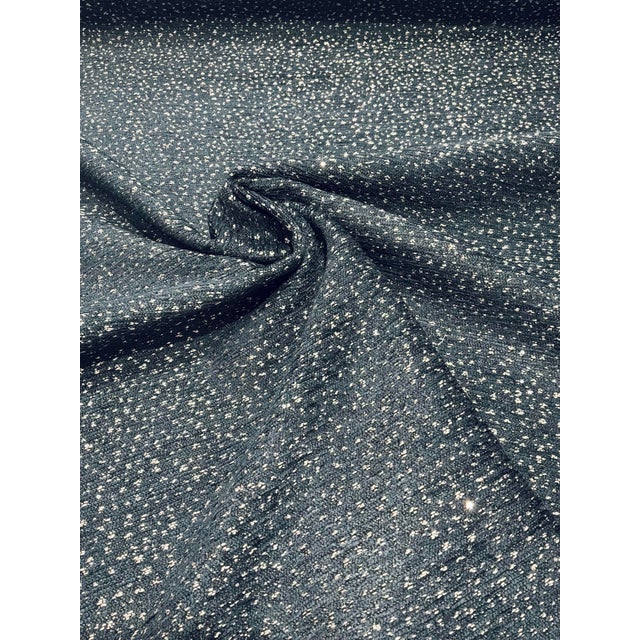 This gorgeous navy blue chenille has a silver thread and a luxuriously soft hand. It is multipurpose ad has cut pattern....