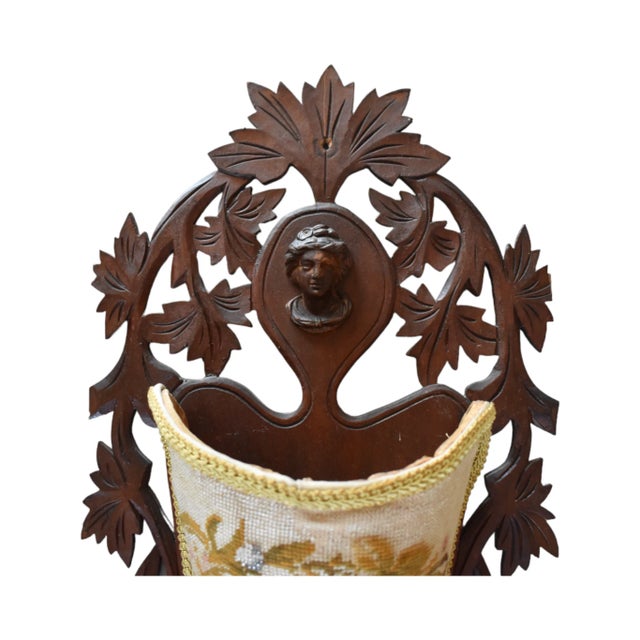 Antique 19th-Century Beaded Needlepoint Spaniel Dog Wall Pocket For Sale In San Francisco - Image 6 of 12