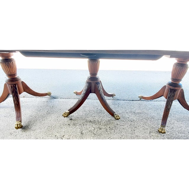 Traditional 12 Seater Antique English Mahogany Regency Style 3 Pillar Dining Table For Sale - Image 3 of 4