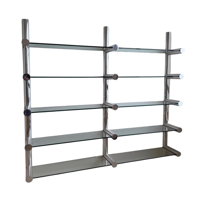 Janet Schweitzer's "Obra" system produced by Pace is an innovative and elegant design. The brilliantly engineered wall-...