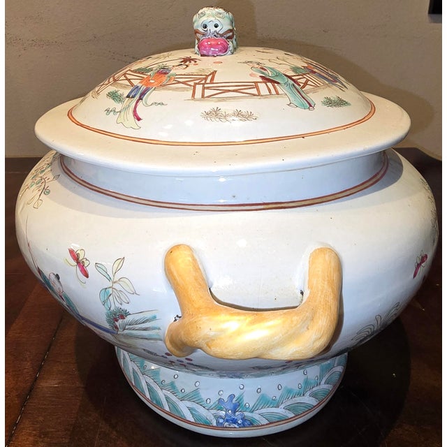 Blue and Gold Handles Tureen with Lid and Stand Foo Dog on Lid Handle Qing Dynastymaker marks in red. Circa 19th Century.