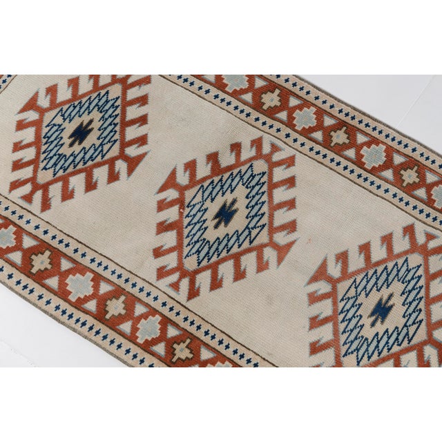 Textile Mid 20th Century Anatolian Decorative Oushak Runner For Sale - Image 7 of 10