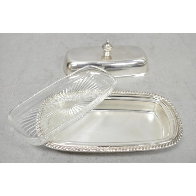Metal Vintage Oneida Silver Plated Covered Butter Dish W/ Glass Liner (A) For Sale - Image 7 of 12