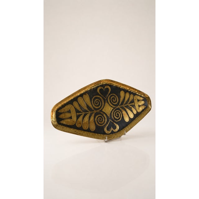 Decorative tray by Willy Steinlin – Switzerland, circa 1960. Beautiful decorative tray in acid-etched and patinated brass,...