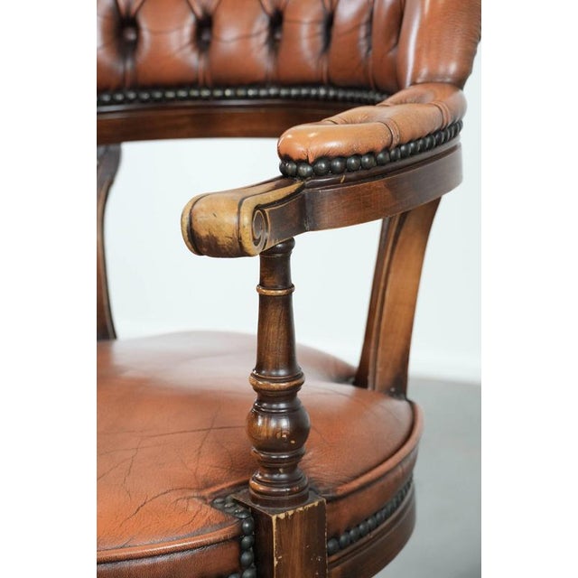 English Style Cowhide and Wood Chesterfield Office Chair with Decorative Nails For Sale - Image 10 of 17