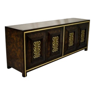 William Doezema for Mastercraft Mid-Century Hollywood Regency Burl Wood and Brass Sideboard Credenza For Sale