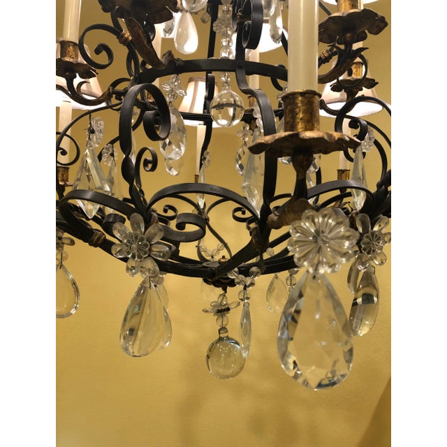 Vintage Traditional 12-Light Candle Style Tiered Chandelier W/Crystal & Gilt Metal Accents For Sale - Image 4 of 13