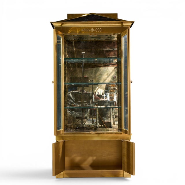 Mastercraft Neoclassical Brass and Glass Vitrine Cabinet For Sale In Chicago - Image 6 of 7
