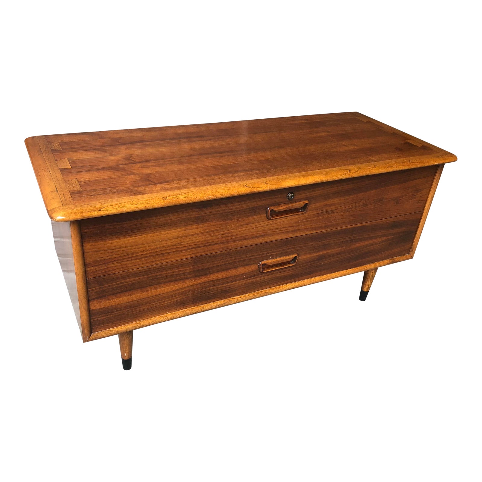 Lane Acclaim MidCentury Modern Cedar Sweetheart Hope Chest Chairish