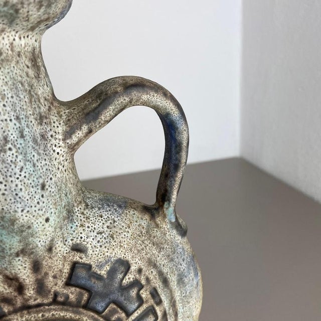Sculptural Fat Lava Pottery Vase attributed to Jopeko, Germany, 1970s For Sale - Image 11 of 18