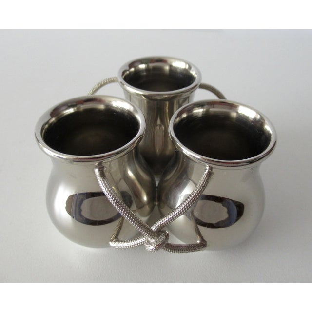 1990s Global Views (India), Silver Plated Trio of Interconnected Bulbous Bud Vase in One With Hand-Hammered, X-Mitered Attached Arms For Sale - Image 5 of 13