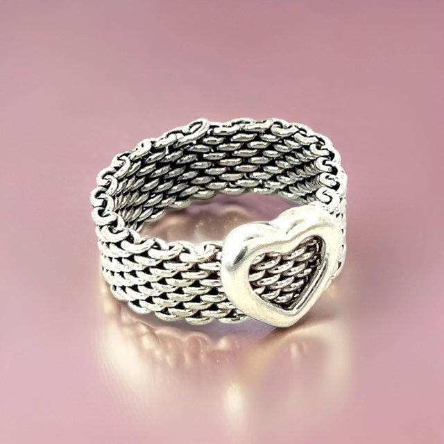 1990s Tiffany & Co Estate Somerset Heart Ring Size 5.5 Sterling Silver For Sale - Image 10 of 11