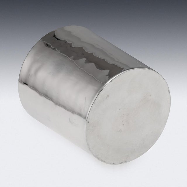 Silver Vintage Italian Silver Ice Bucket and Beakers, Florence, Italy, 1970s, Set of 7 For Sale - Image 8 of 12