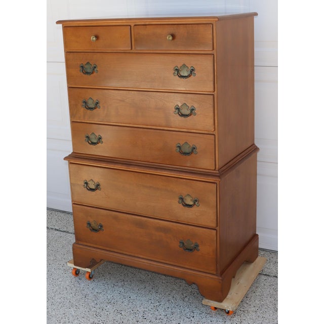 Ethan Allen Vintage Solid Maple Nutmeg Wood Ethan Allen Chest of Drawers For Sale - Image 4 of 11