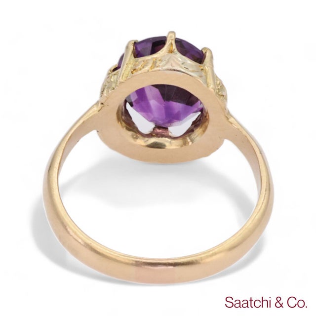 Purple Mid 20th Century Vintage Amethyst Ring 14k (585) Yellow Gold Vintage Amethyst Ring, Size 5 For Sale - Image 8 of 9