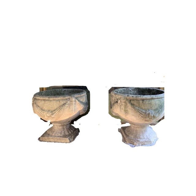 English Stone Urns, 1920s, Set of 2 For Sale - Image 9 of 9