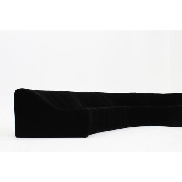 Steiner Chromatic Modular Curved Sofa by Kwok Hoi Chan for Steiner, 1970s, Set of 5 For Sale - Image 4 of 15
