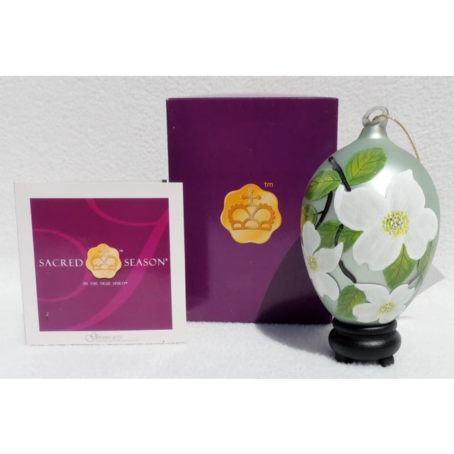 Wood Sacred Season Mouth Blown Hand Painted Floral Glass Christmas Tree Ornament For Sale - Image 7 of 7