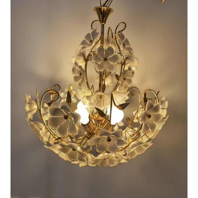 Murano Glass White Flowers Chandelier, 1970s For Sale - Image 4 of 18
