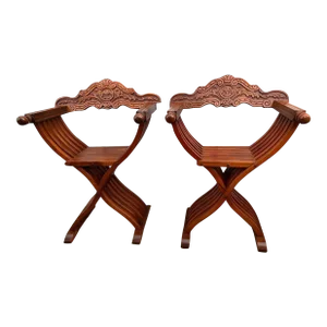 Mid 20th Century Pair of Vintage Italian Savonarola X-Form Carved Wooden Folding Chairs