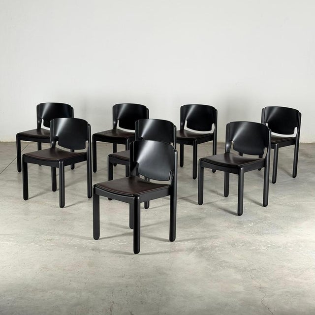 Model 122 Dining Room Chairs attributed to Vico Magistretti for Cassina, 1970s, Set of 8 For Sale - Image 3 of 18