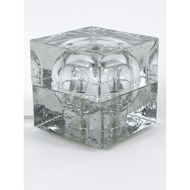 1970s Mid-Century Modern Hand-Blown Ice Glass Cube Table Lamp from Wila, Germany, 1970s For Sale - Image 5 of 18