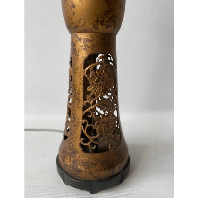 Antique Mid Century Style Floral Disign Metal Plug in Table Lamp For Sale - Image 4 of 6