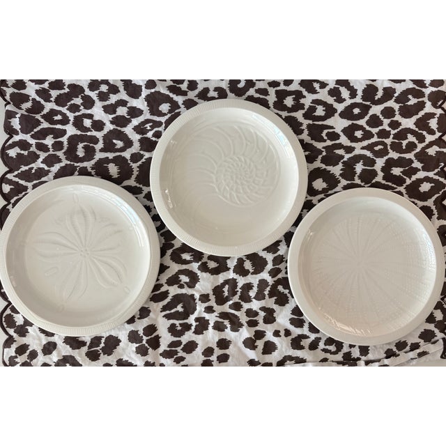 1970s Coastal Chic Franciscan Sea Sculptures Stoneware Luncheon Plates, Set of 8 For Sale - Image 11 of 11