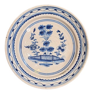 Delft Blue and White Plate With Floral Decoration For Sale