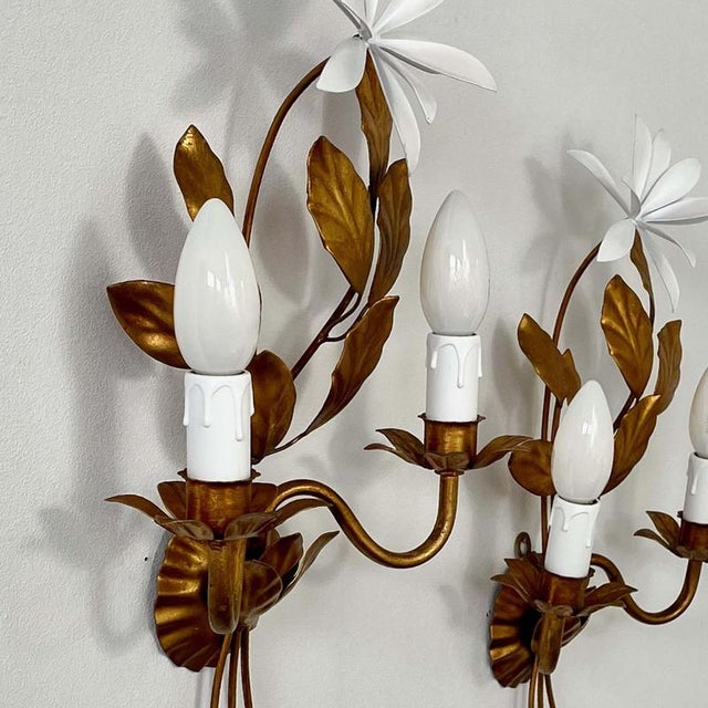 Gilt Floral Wall Lights attributed to Maison Bagues, France 1950s, Set of 2 For Sale - Image 9 of 18