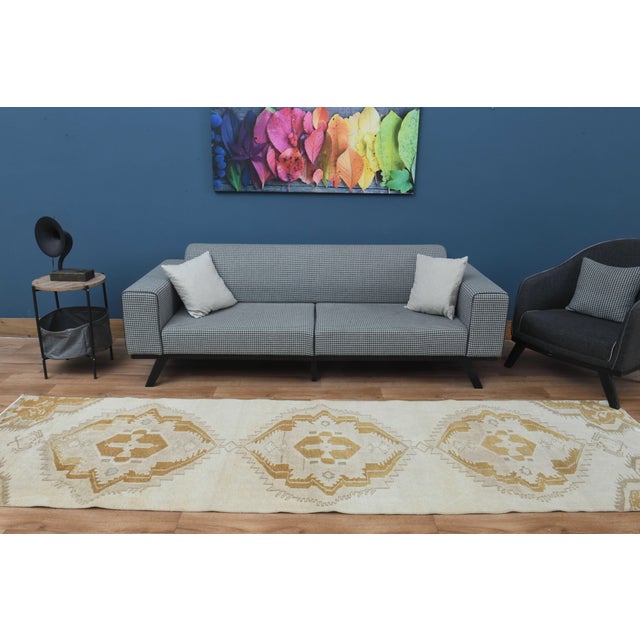 1970s Vintage Handmade Wool Cotton Turkish Beige Area Rug For Sale - Image 4 of 11