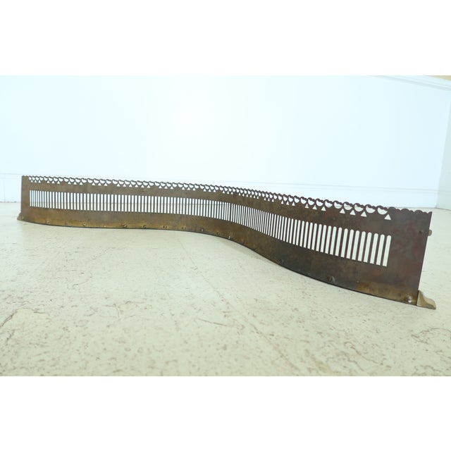 Virginia Metalcrafters Colonial Williamsburg Brass Fireplace Fender