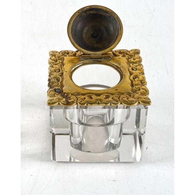 Antique Rococo Style Square-Cut Crystal and Brass Inkwell For Sale In New York - Image 6 of 7